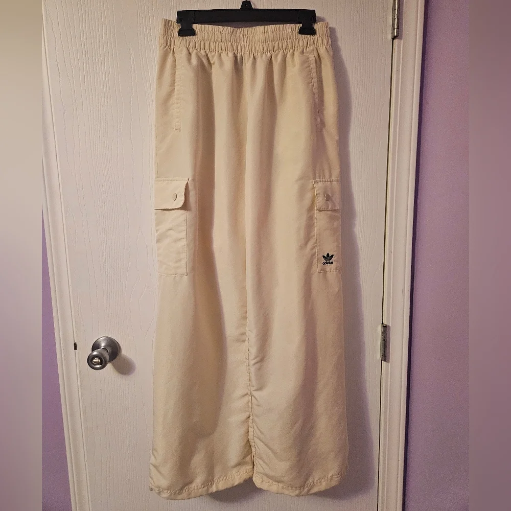 Adidas Off-White Wide Leg Cargo Pants - Size Mediun - Picture 4 of 10